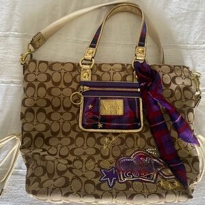 Coach poppy tote brand new bag 🎀🧸